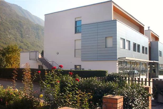 Edificio residenziale moderno costruito da Dallapè Srl a Residenza Giorgia.