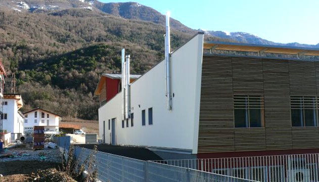 Costruzioni Dallapè Srl edificio moderno in costruzione in montagna.