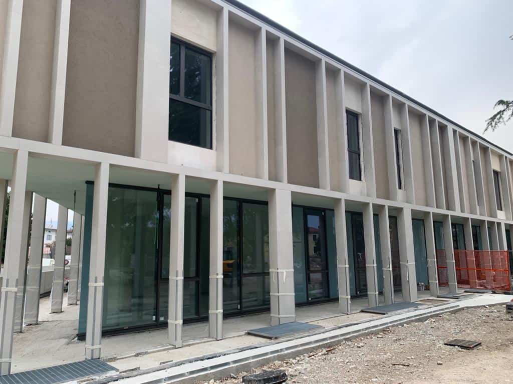 Costruzioni Dallapè Srl edificio moderno a Riva del Garda.