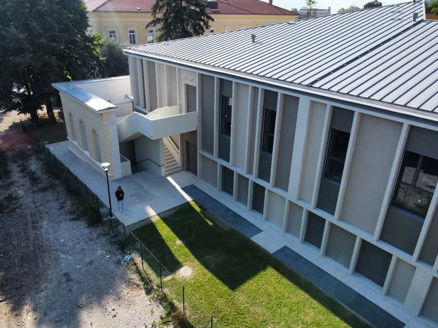 Costruzioni Dallapè Srl edificio moderno a Riva del Garda.
